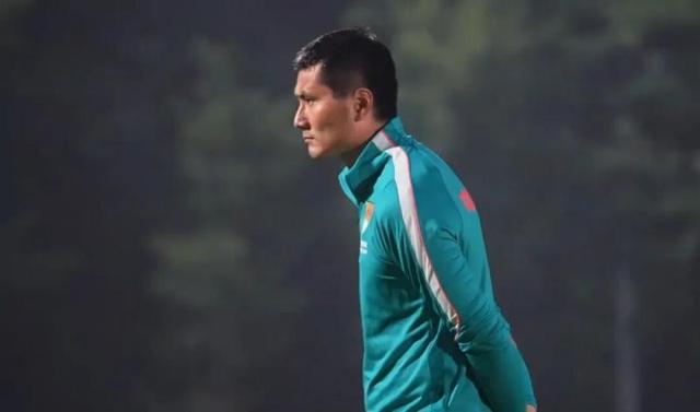 乌法115k欧元买断阿加波夫，结束租借正式加盟