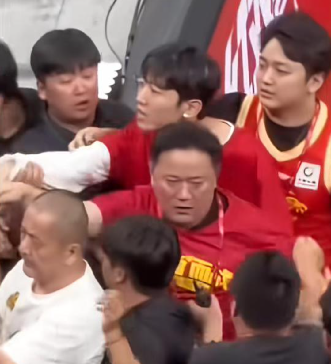 纳格尔斯曼：穆西亚拉、诺伊尔等3人将首发出战库拉索