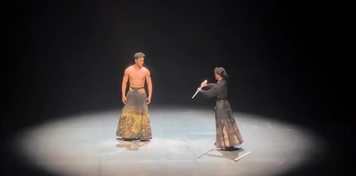 学霸港姐王嘉慧晒美照 颜值体态双在线气质出众