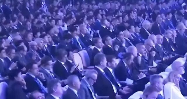 乌法115k欧元买断阿加波夫，结束租借正式加盟