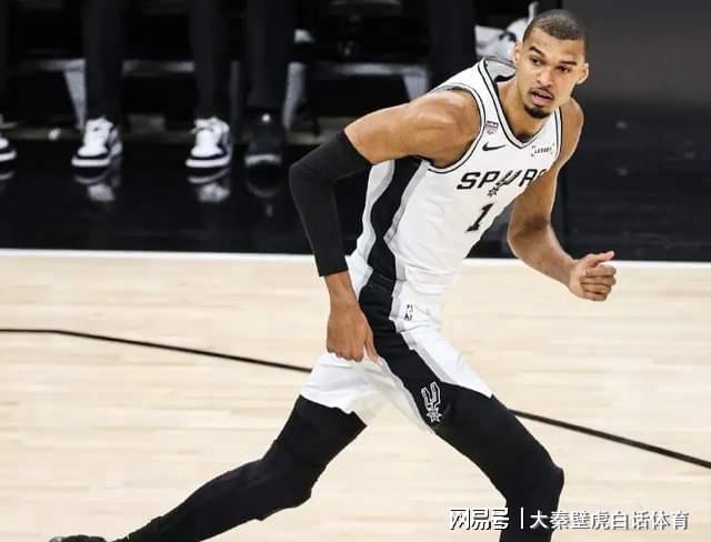 道伊尔高尔夫锦标赛第三轮单独领跑
