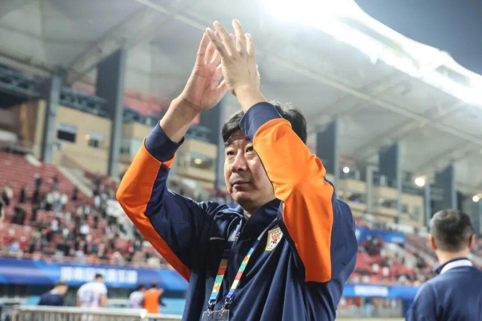 阿斯：杜兰将转会至加拉塔萨雷，加盟前他需签约纪律约束条款