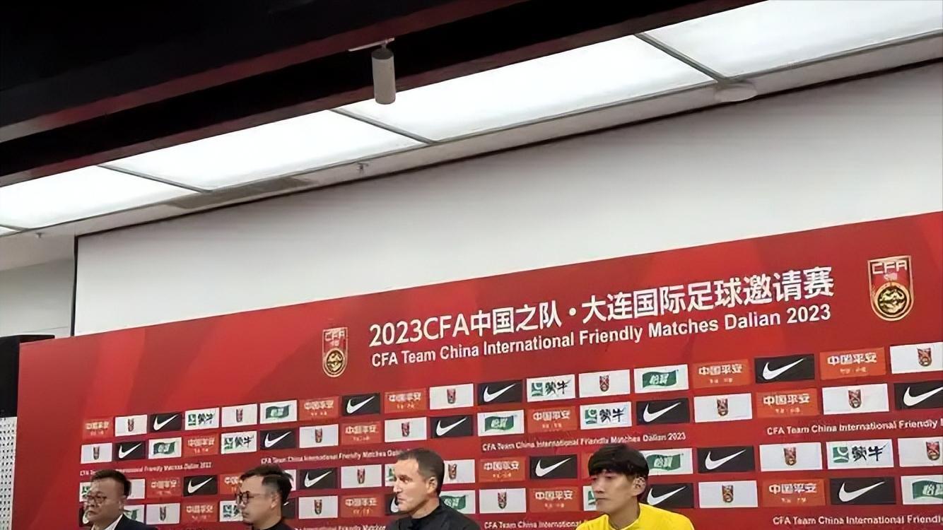队报：巴黎卖拉莫斯和李刚仁收入破亿，将签阿克利乌舍和迪奥曼德
