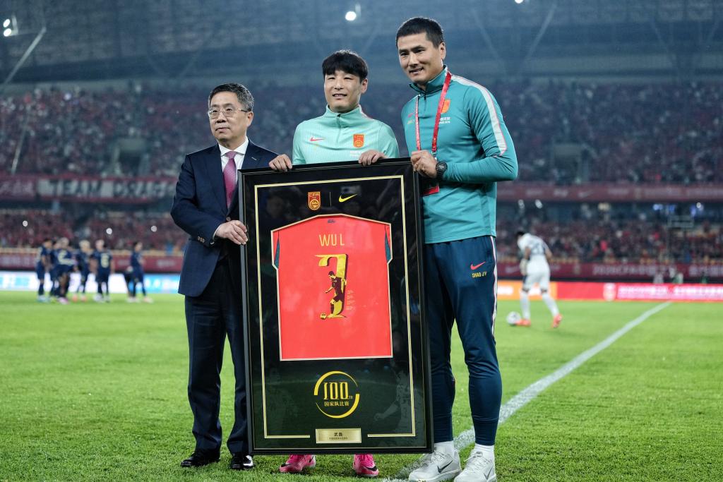 乌法115k欧元买断阿加波夫，结束租借正式加盟