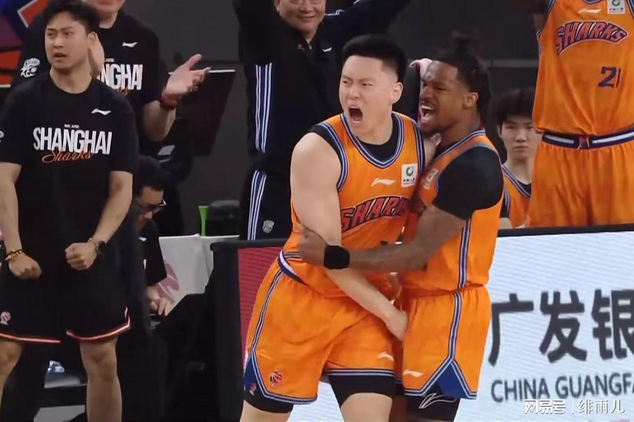吃饭睡觉打马刺！尼克斯本赛季获得双冠王，对手都是马刺