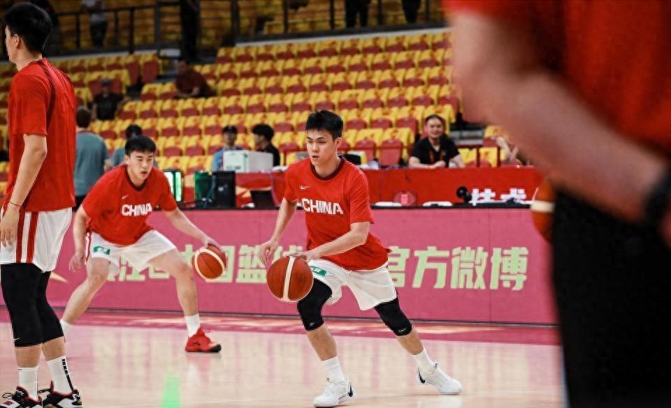 尽管季后赛五年内四次被库里淘汰出局，但哈登表现完胜库里？