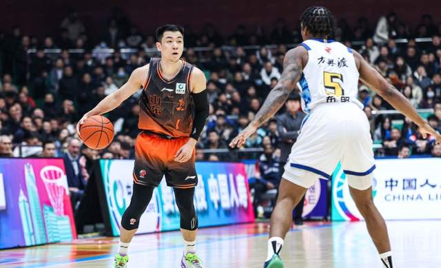 U17男篮虐委内瑞拉！张懿赵杰+2将齐爆，多人贡献，吕飞燕下替补