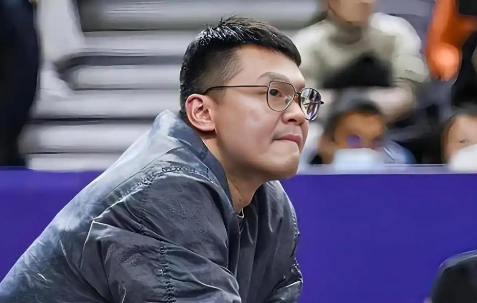 大反扑！尼克斯落后16分又追上：布伦森轰16分，文班9分5盖帽