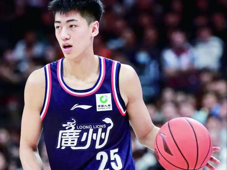 好莱坞女星观战NBA总决G5引热议
