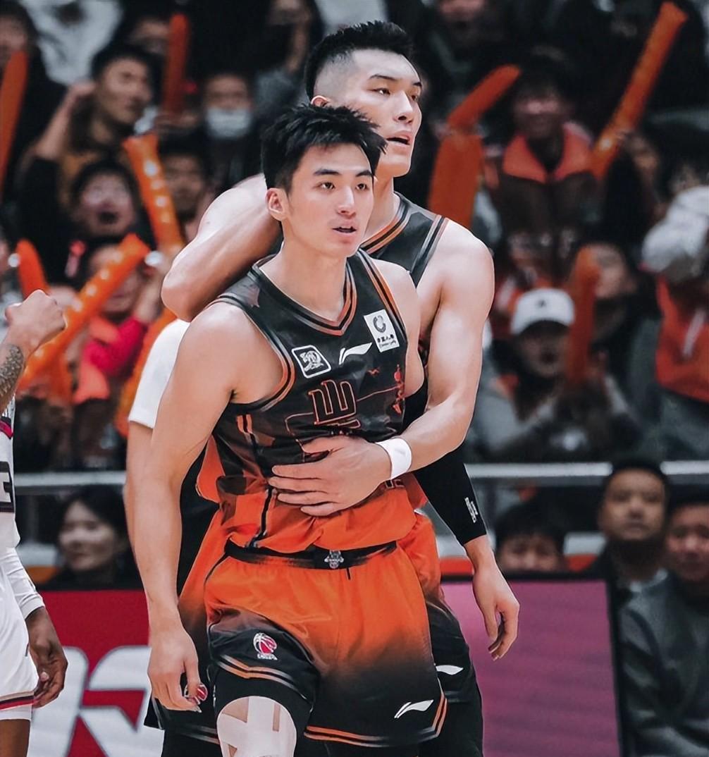 NBA球星詹姆斯·哈登被捕