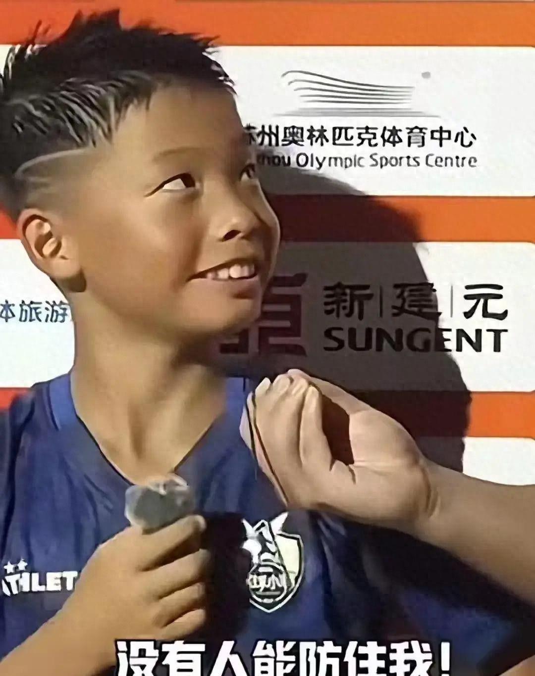 尼克斯全力挽留米切尔·罗宾逊
