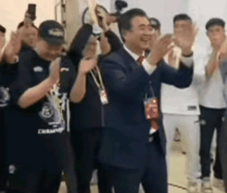 杰伦·布朗放话"你们还没见到最强的我"，下赛季却未必还穿绿衫