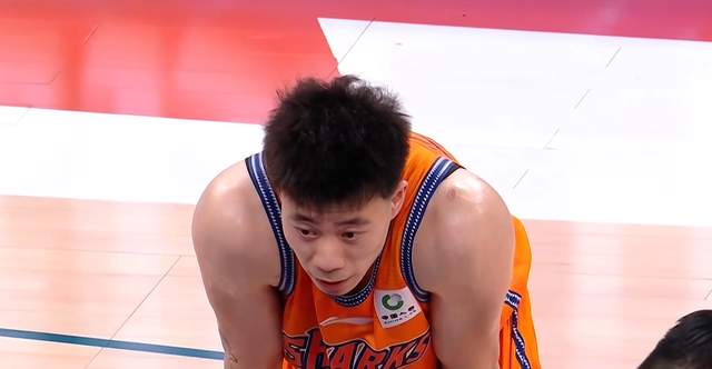 纽约“大鲨鱼”？尼克斯&amp;上海均五场夺冠+杯赛联赛双冠王
