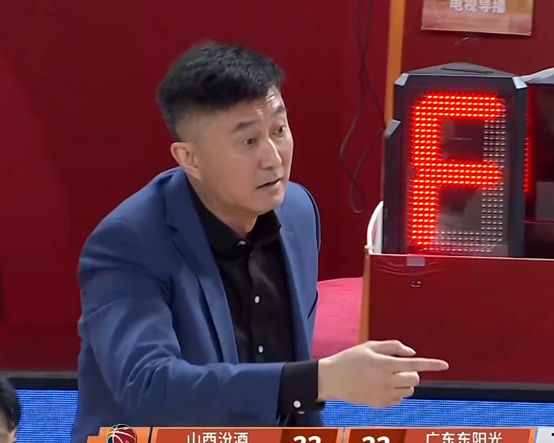 曝湖人有望挖角爵士中锋凯斯勒