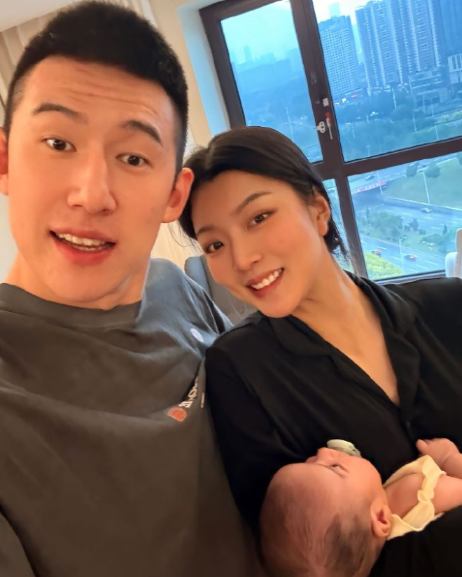 太强了！总决赛场均32.6分，又一名二轮秀拿到FMVP，上一位是他