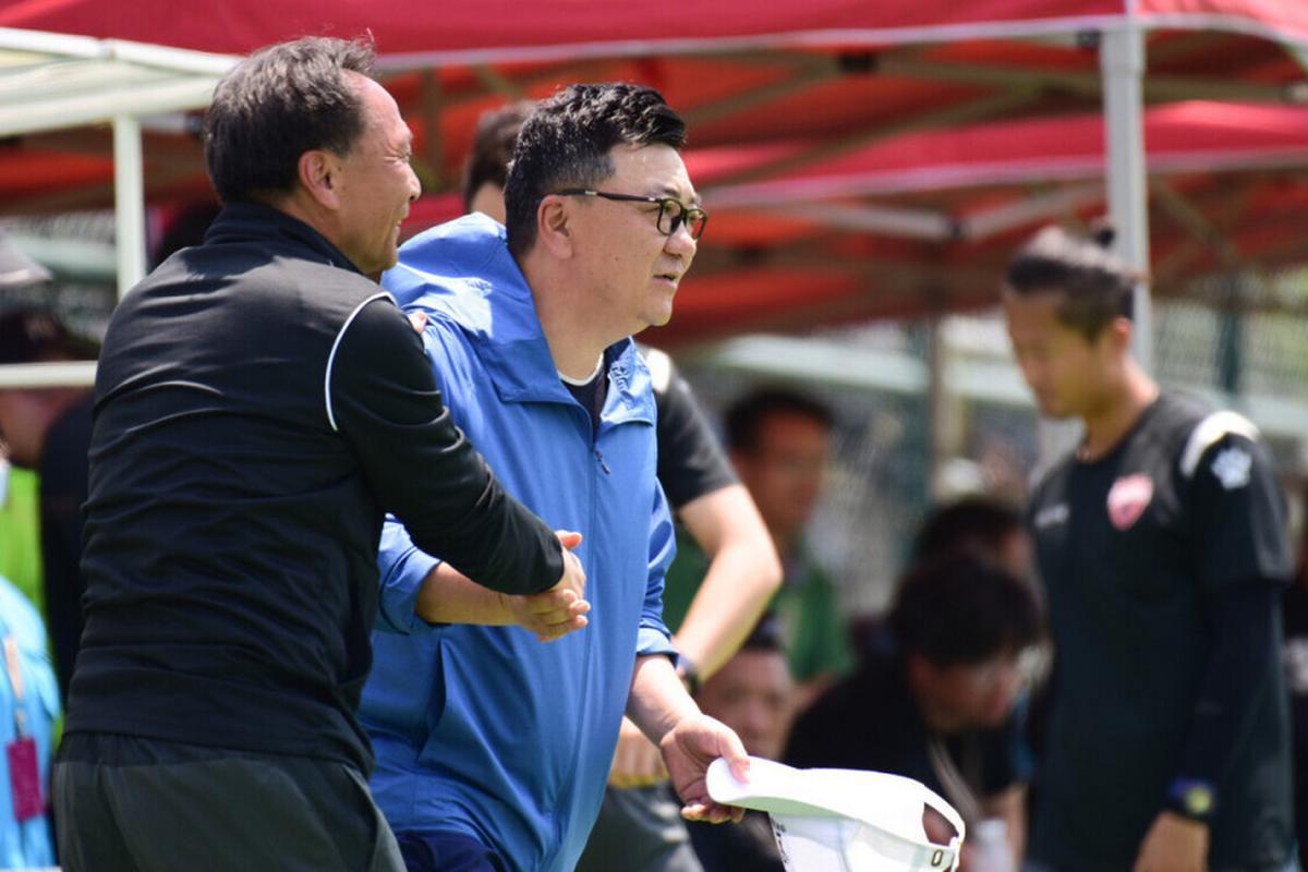 尼克斯半世纪后再夺冠