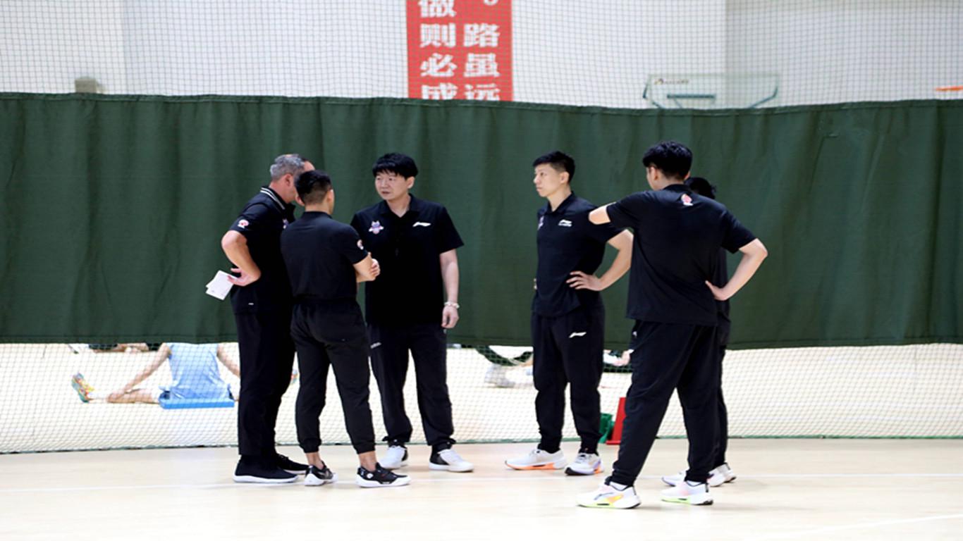 近十年季后赛抢断榜：詹姆斯位列第五，第一名很多人肯定想不到