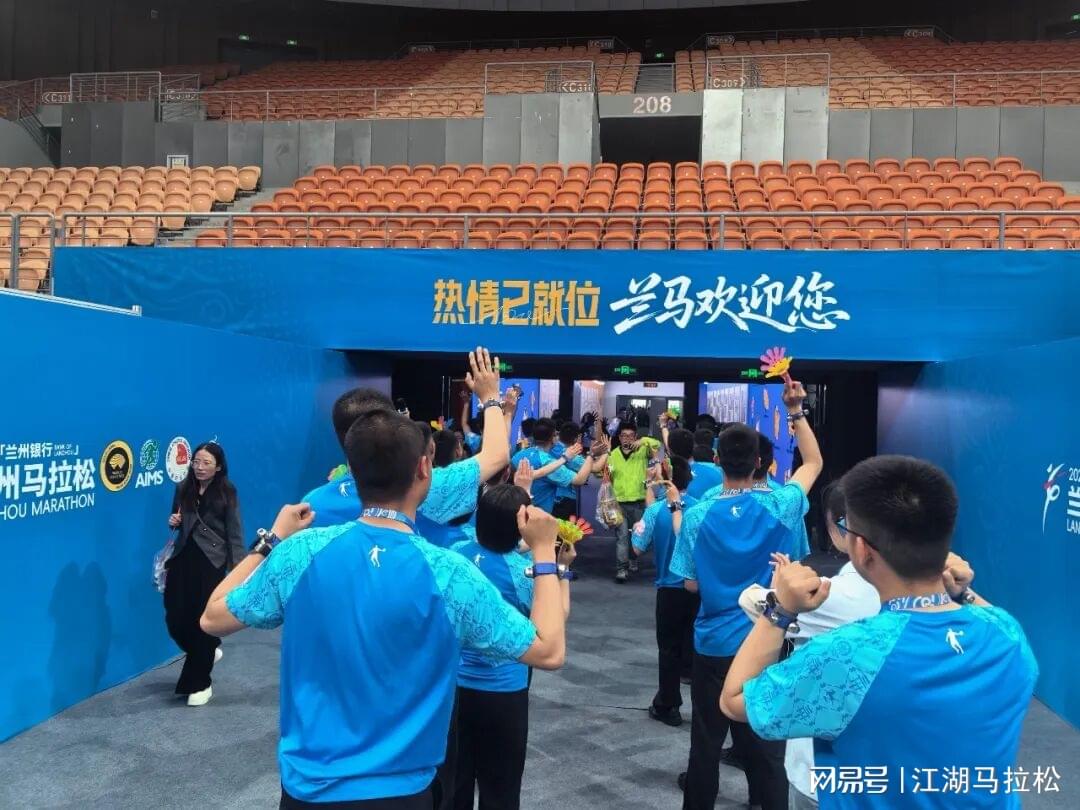 布伦森凭“金色尘埃”特质，让尼克斯距离53年首冠仅差一胜