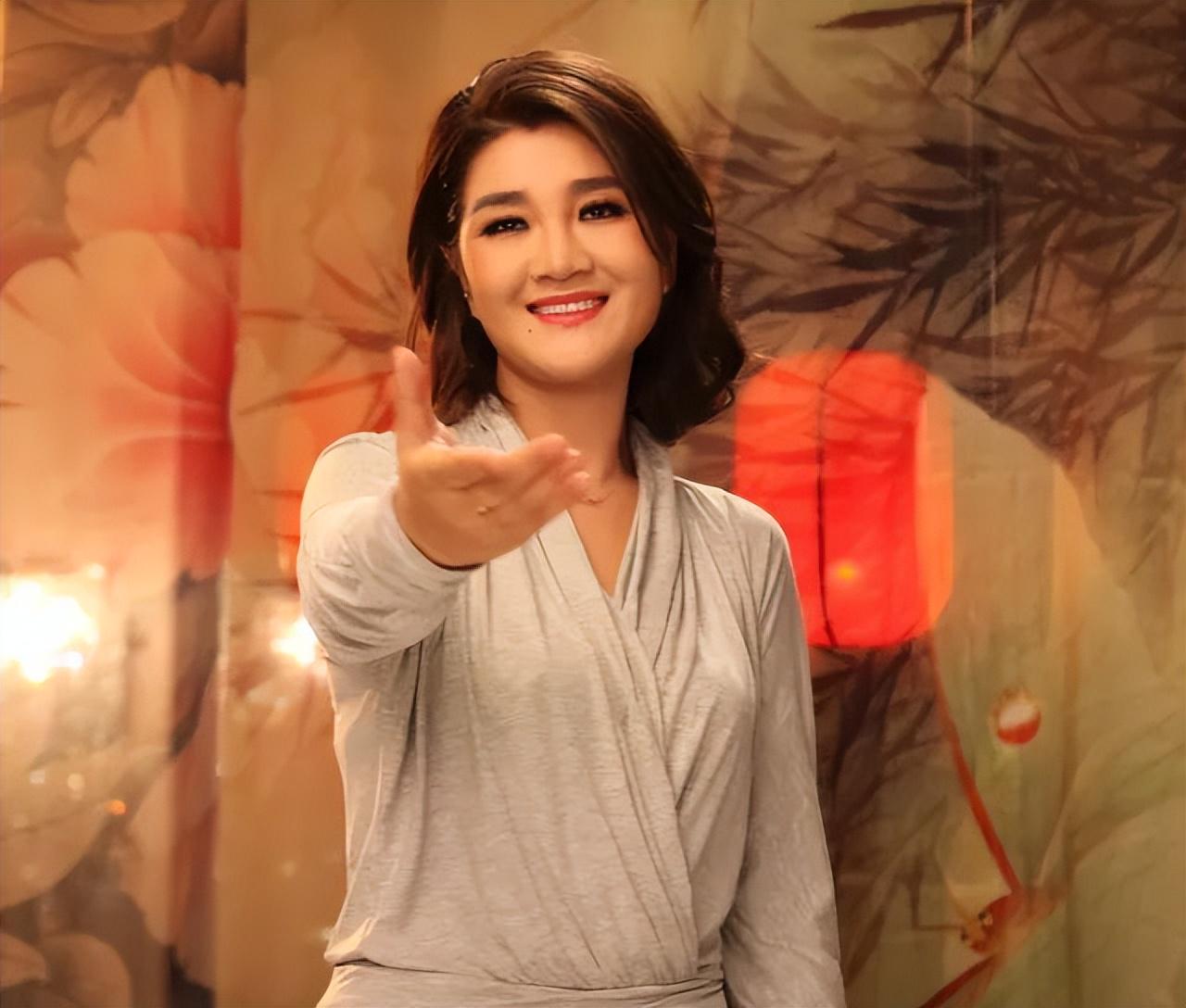 小威将搭档穆霍娃出战柏林女双