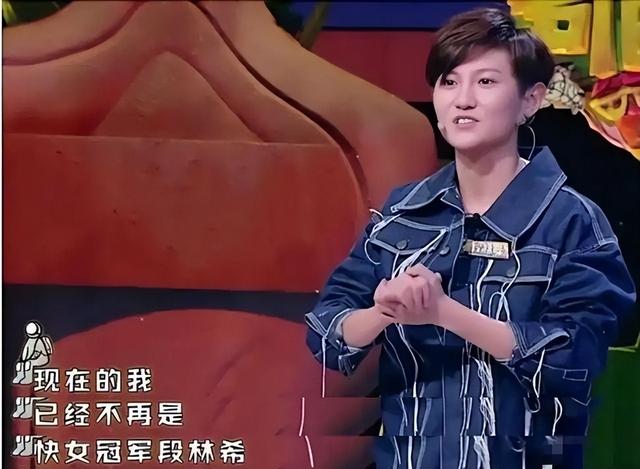 罗马诺：纽卡接近签下阿贾克斯18岁中场斯图尔，总价超2500万欧