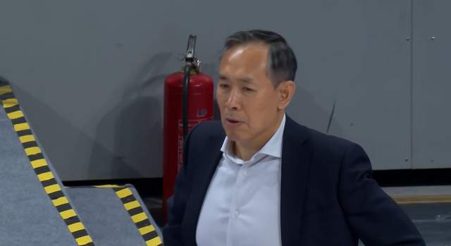 罗马诺：纽卡接近签下阿贾克斯18岁中场斯图尔，总价超2500万欧
