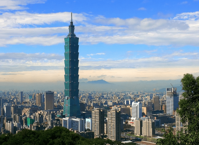 罗马诺：纽卡接近签下阿贾克斯18岁中场斯图尔，总价超2500万欧