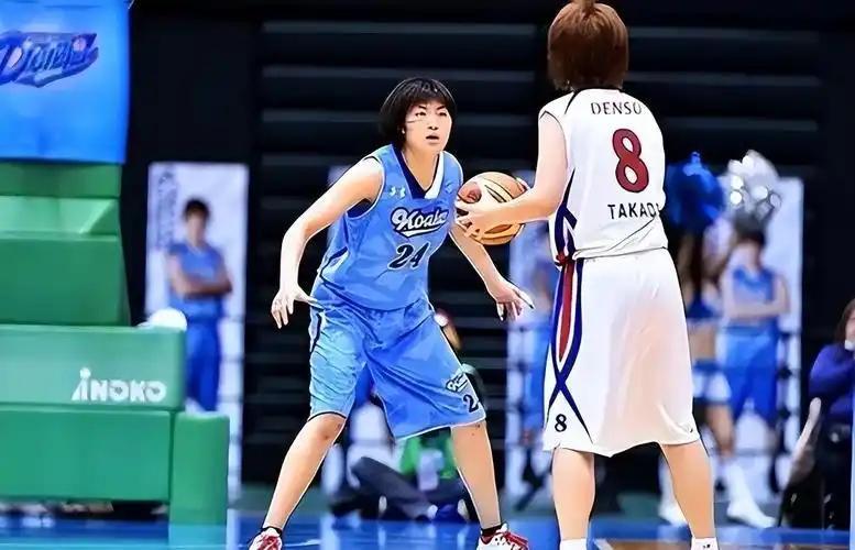 队报：里昂与多特就550万欧签下迪朗维尔达成协议