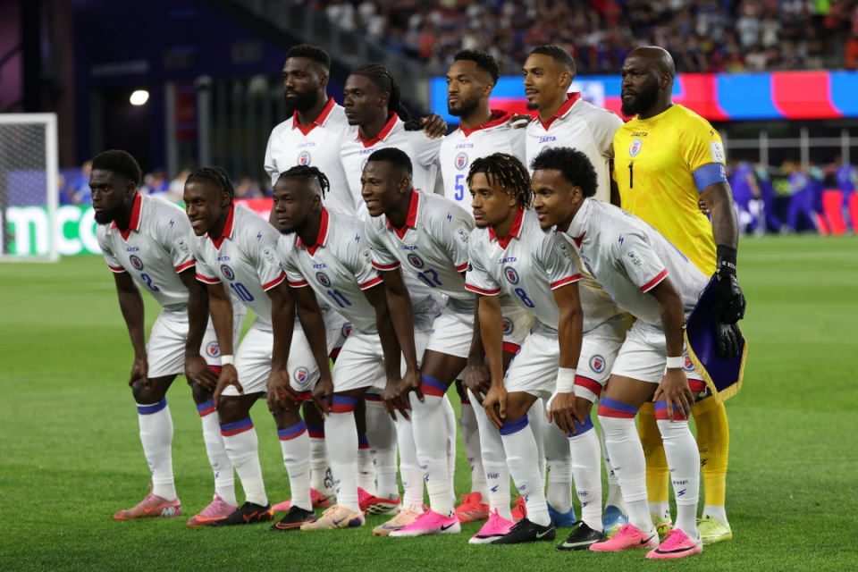 ESPN记者：皇马为琼阿梅尼标价9000万欧，今夏或出售他；邮报：曼联未来数月可能会和B费进行新合同谈判